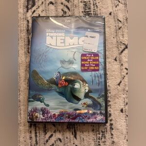 Finding Nemo DVD NWT
